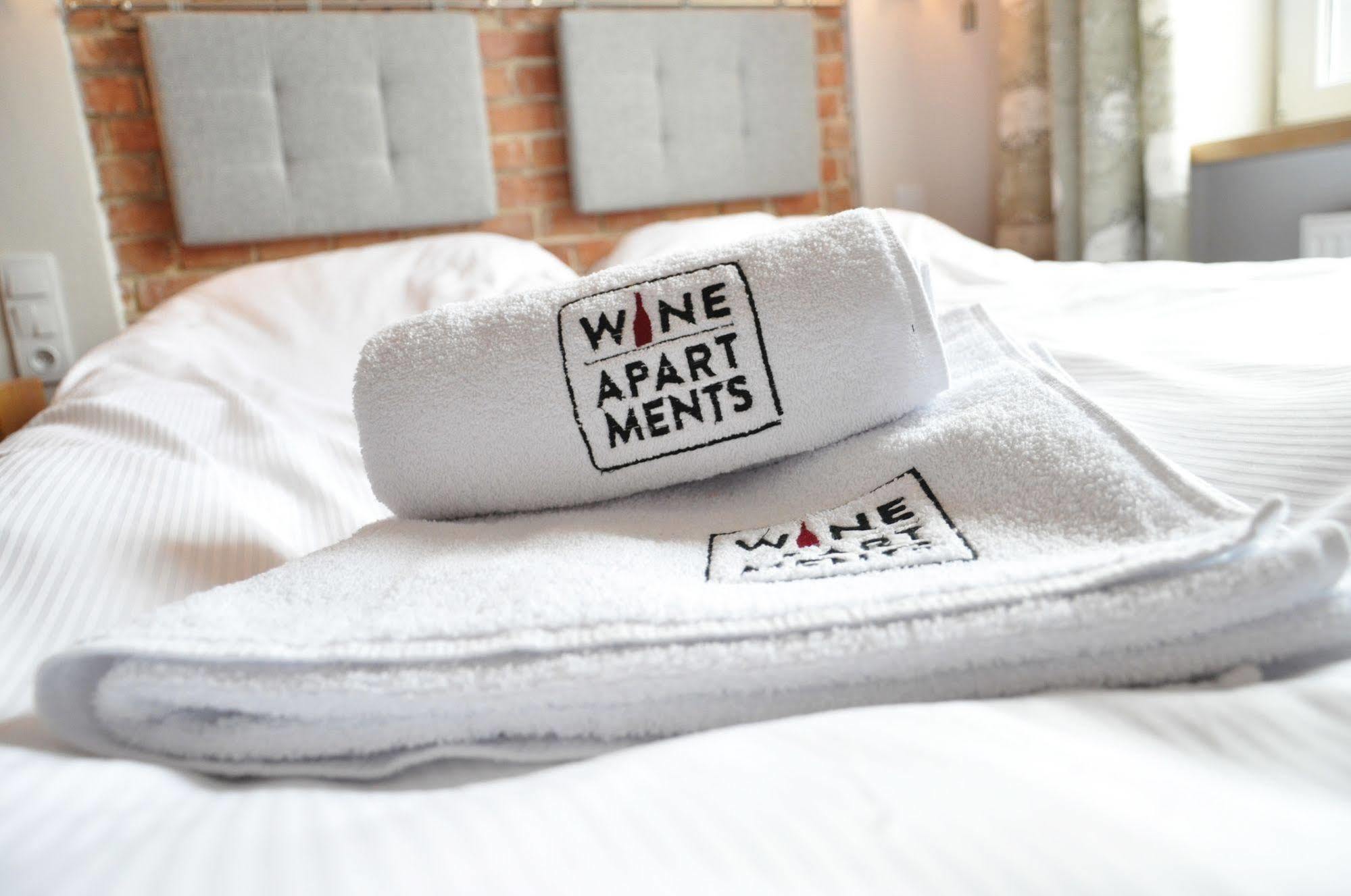Wine Apartments Краков Экстерьер фото